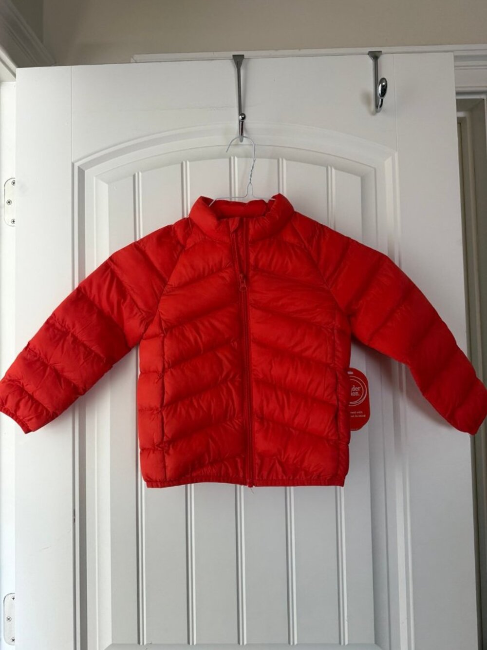 NWT orange puffer coat with pockets - 4T